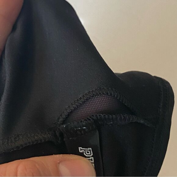Victoria's Secret PINK ULTIMATE LIGHTLY LINED TWIST BACK SPORTS BRA Bralette L - Picture 8 of 10